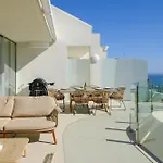 Moderno Atico Vacacional En Stupa Hills Benalmádena